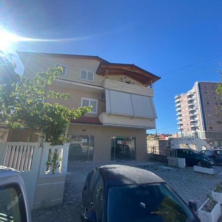 Trip-Stop Apartments Вльора Екстер'єр фото
