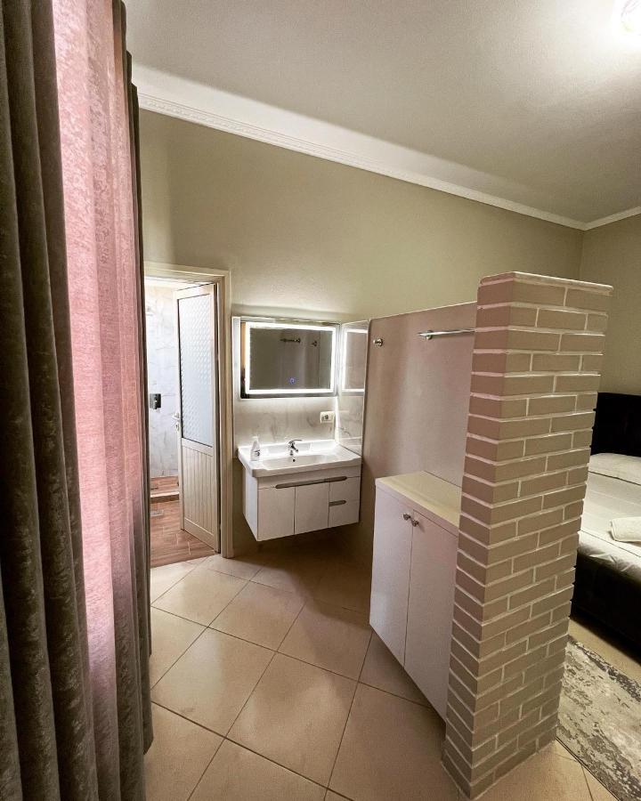 Trip-Stop Apartments Вльора Екстер'єр фото