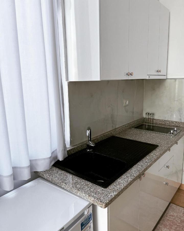 Trip-Stop Apartments Вльора Екстер'єр фото