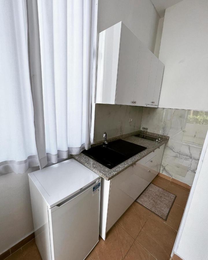 Trip-Stop Apartments Вльора Екстер'єр фото