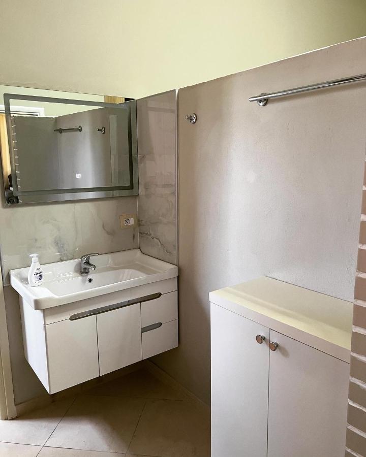 Trip-Stop Apartments Вльора Екстер'єр фото